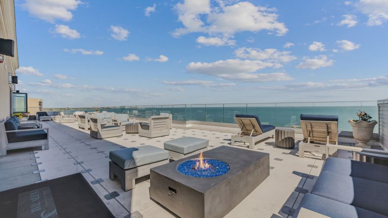 the rooftop deck at The Alexa