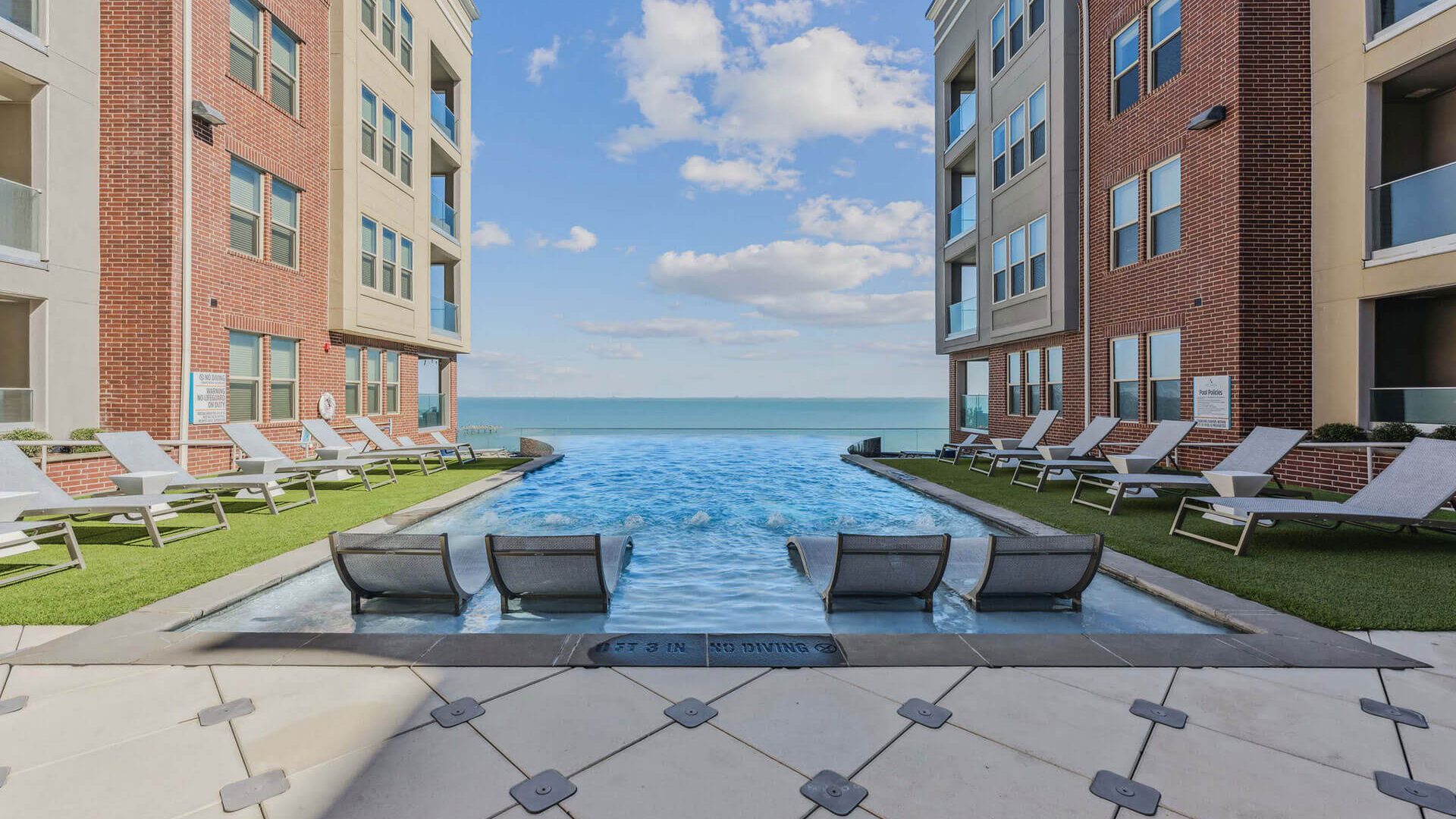 the pool at The Alexa